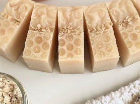 Cold process Soap Oatmeal, Milk and Honey